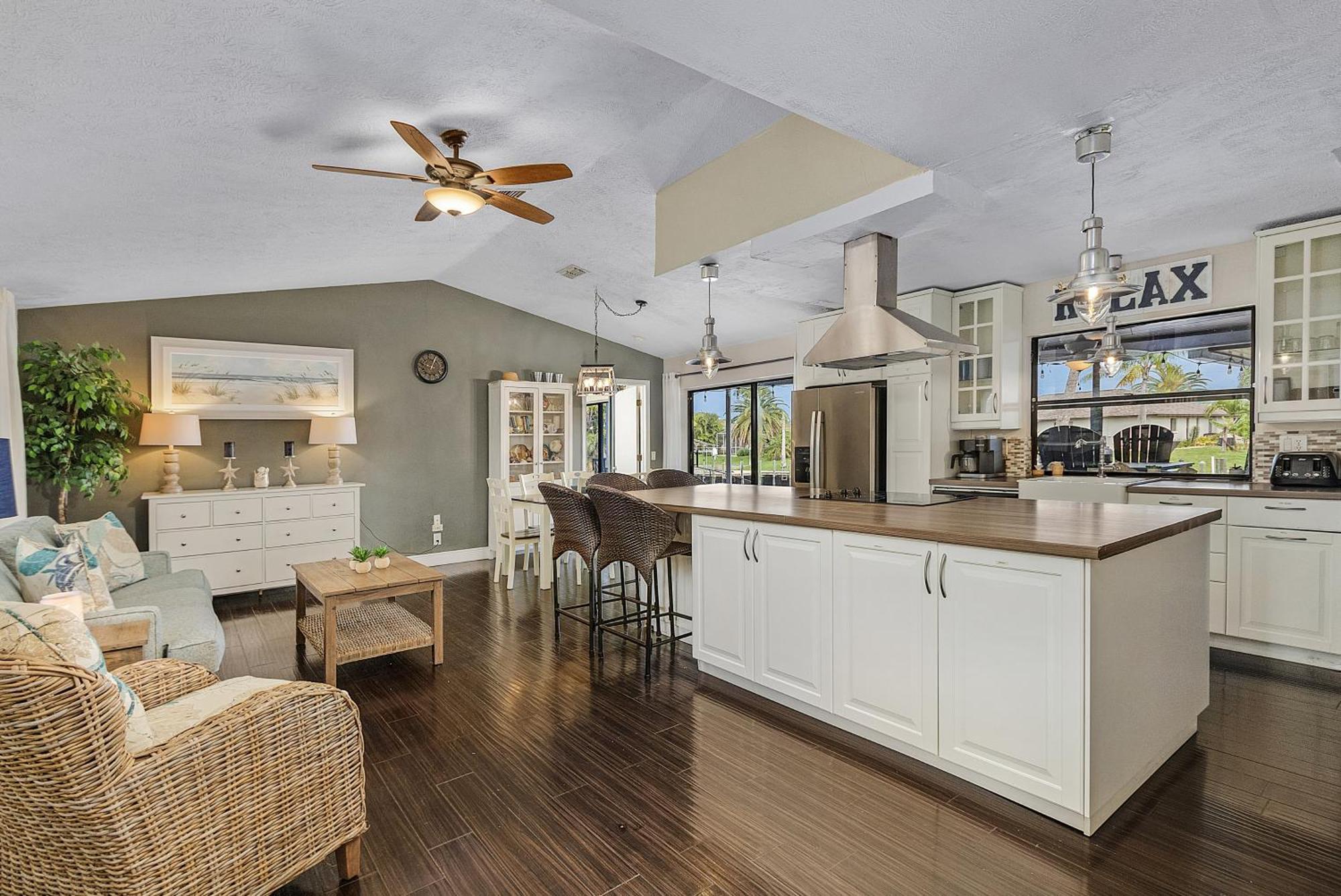 Canal-Front Oasis With Dock And Kayaks In Cape Coral! Exterior foto